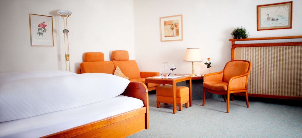 Kurhotel Roswitha 32/72