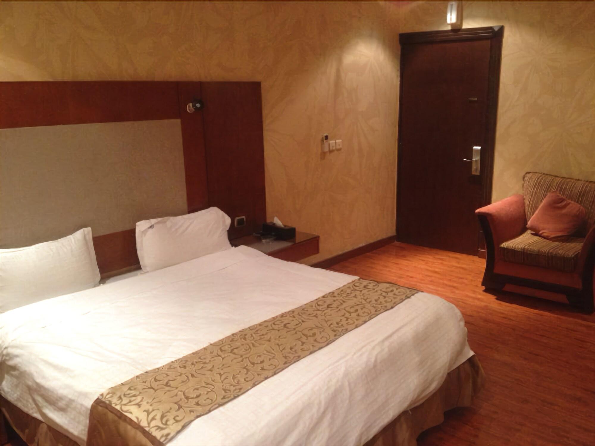 Room at Bait Al Amani Suites, RIYADH