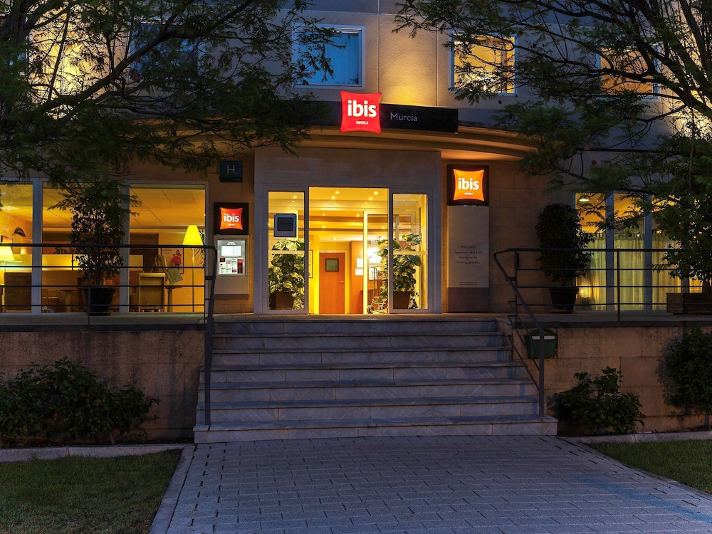 Ibis Murcia 4/70