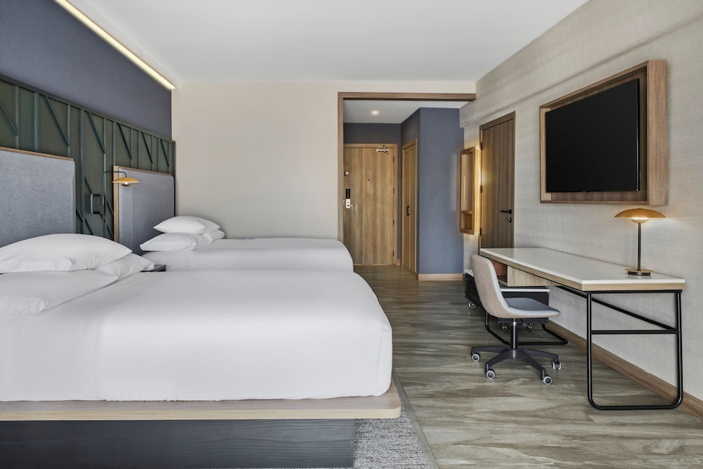 Courtyard by Marriott San Jose Escazu 4/20