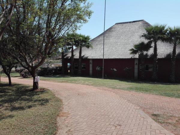 Waterside Lodge CC 29/37