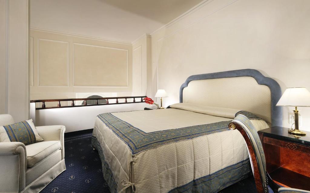 1 Bedroom, Suite, 2 Bathrooms
