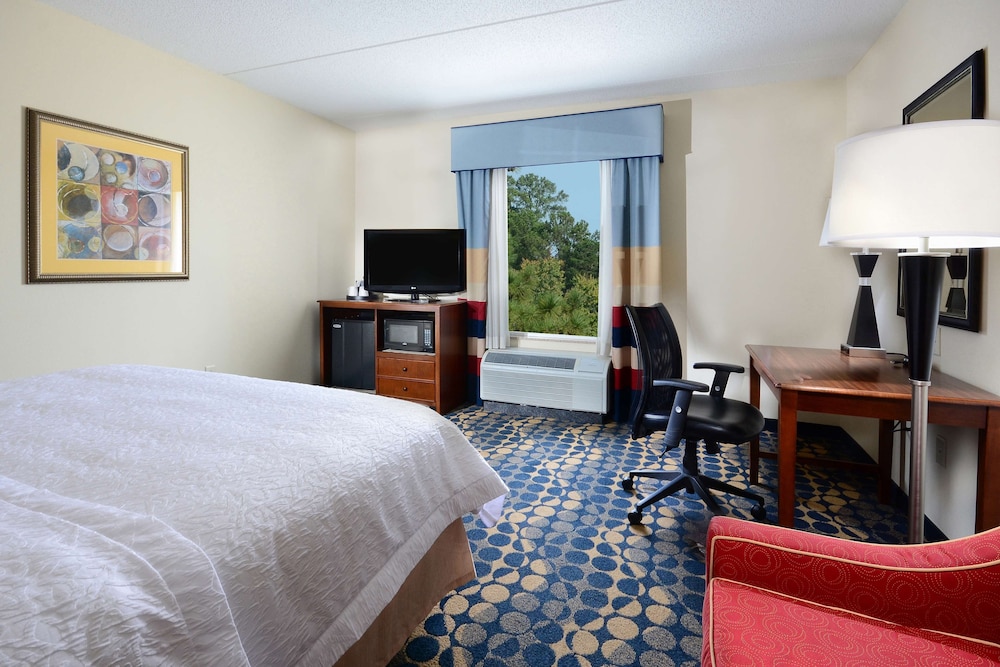 Hampton Inn Suites Durham North I85 19/53