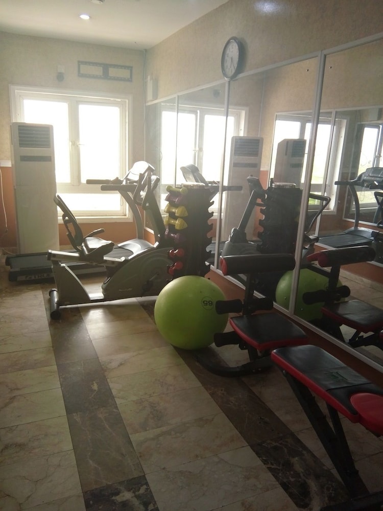 Margaretta Classic Suites And Hotel photo5