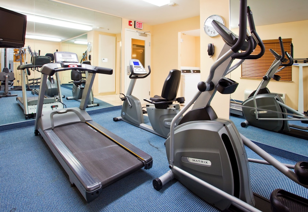 Candlewood Suites Jacksonville 37/72