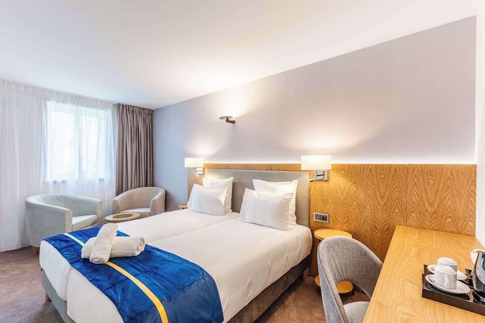 Comfort, Twin Beds