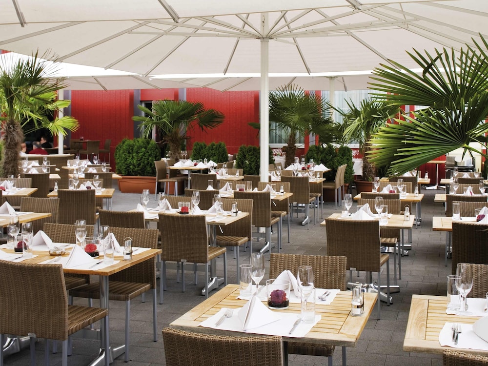 Movenpick Hotel Zurich Airport 46/68