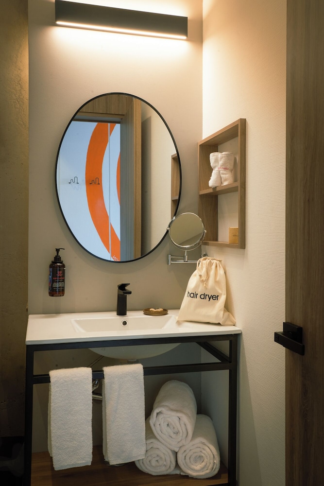 غرفة ديلوكس بسرير كينج، Street Art Hotel Roma 4/5