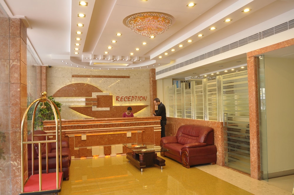 Hotel Taj Inn 50/64