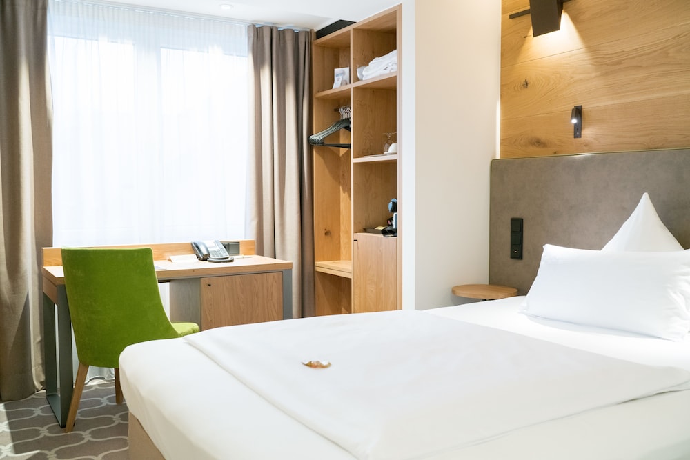 Hotel Olymp Munich 37/81