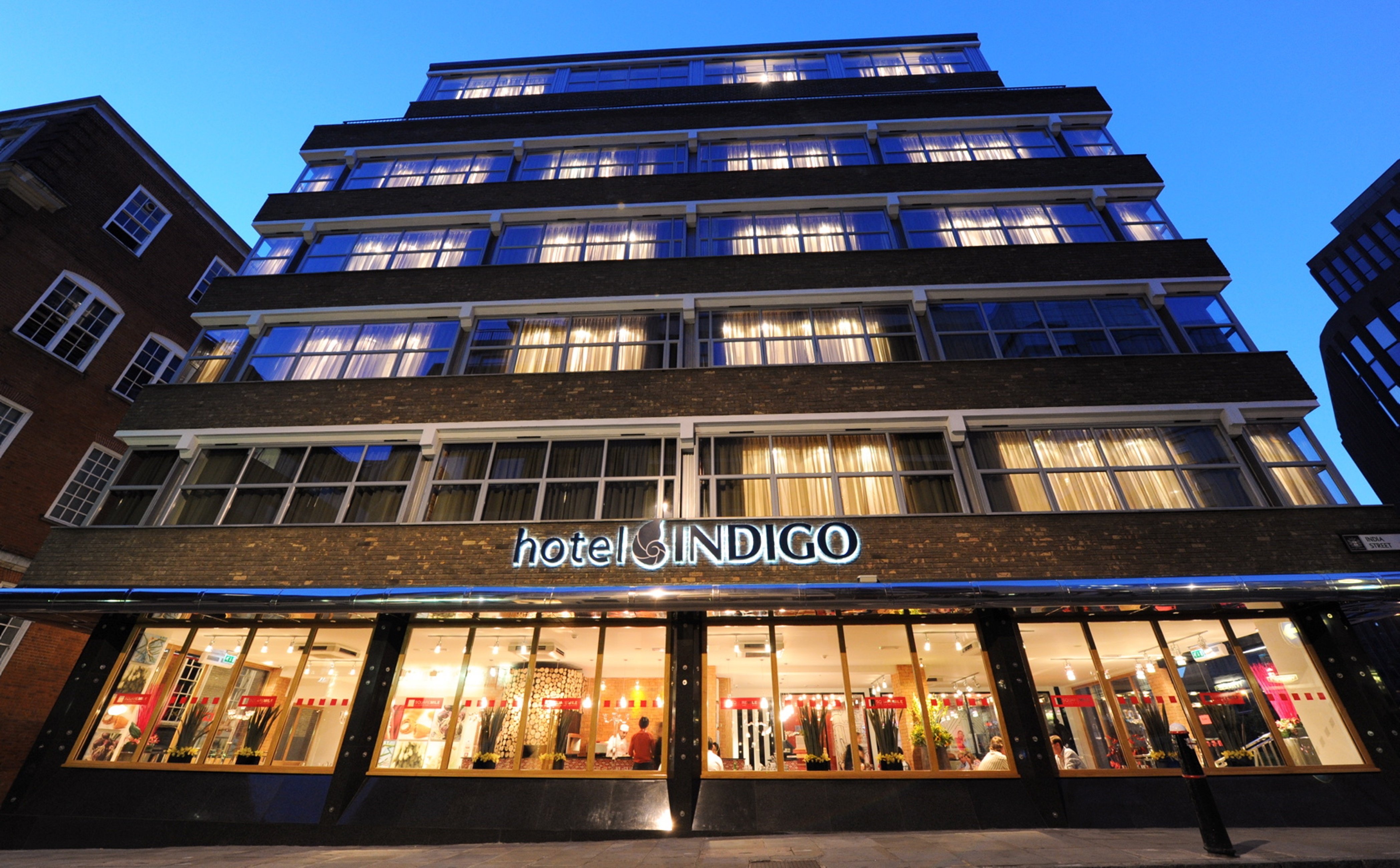 Hotel Indigo London - Tower Hill by IHG 1/28
