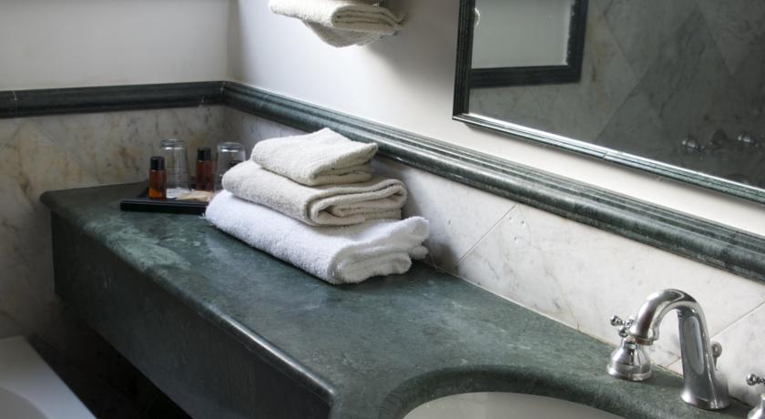 RELAIS PATRIZI HOTEL 26/50