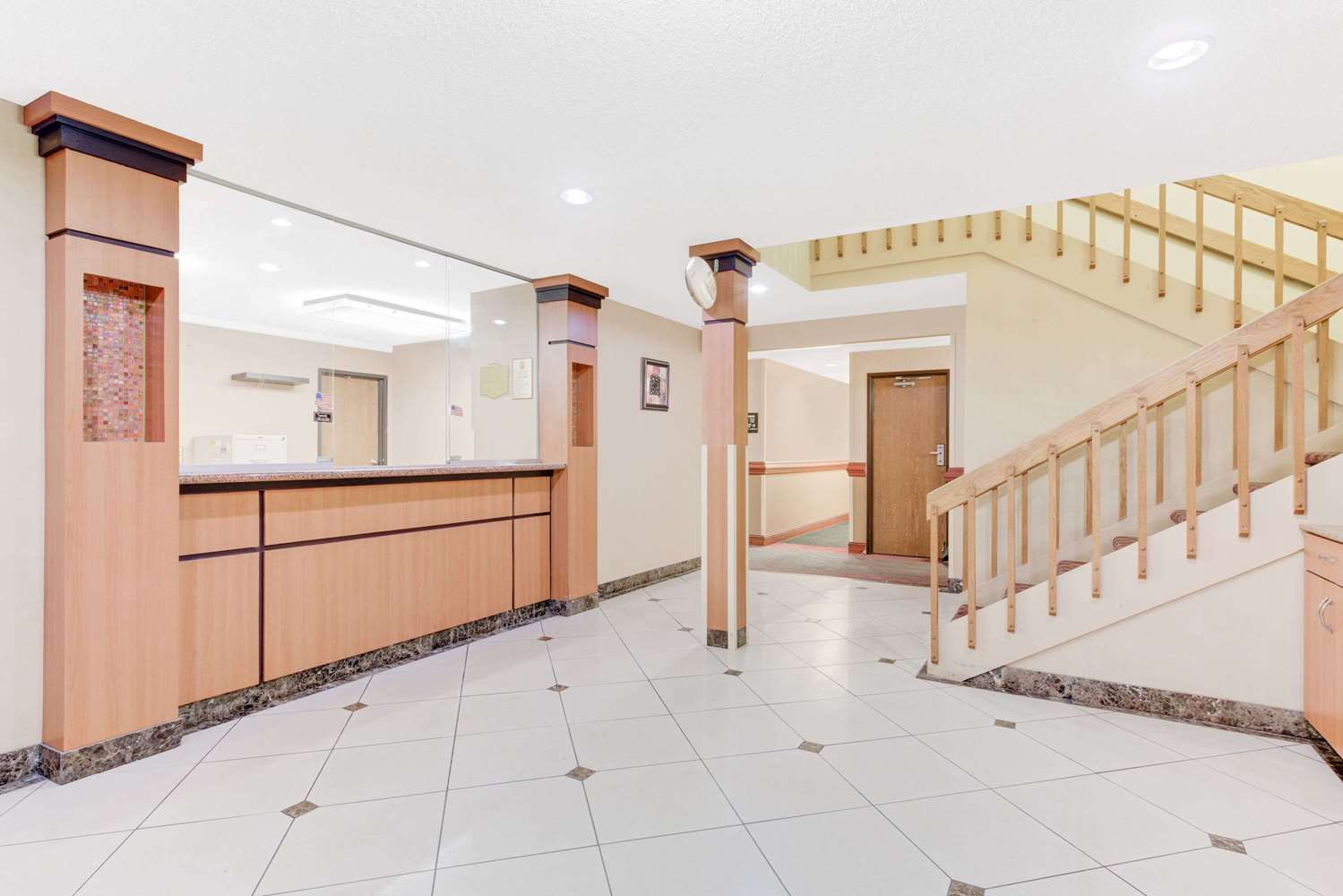 Super 8 by Wyndham Kutztown/Allentown Area 4/7