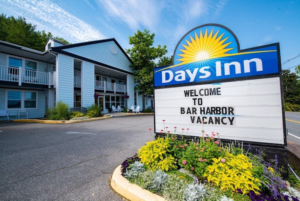 Days Inn by Wyndham Bar Harbor 1/53