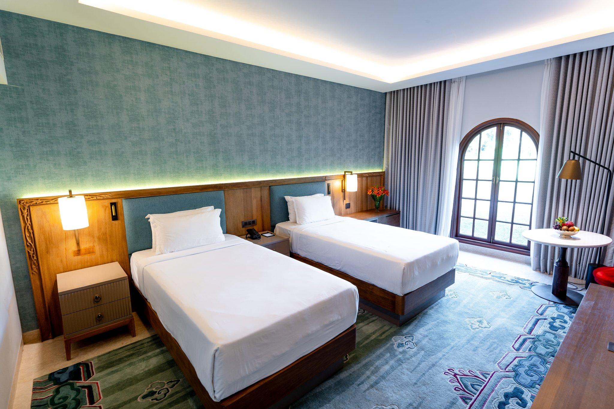 DELUXE TWIN ROOM