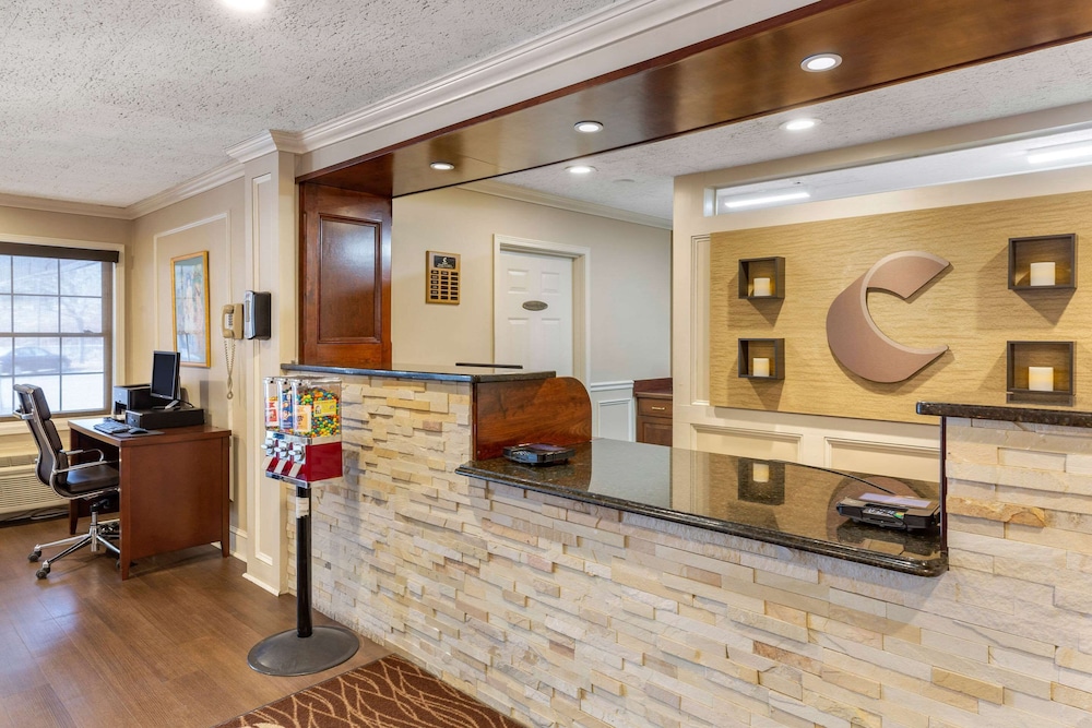 Comfort Inn Auburn-Worcester 5/46