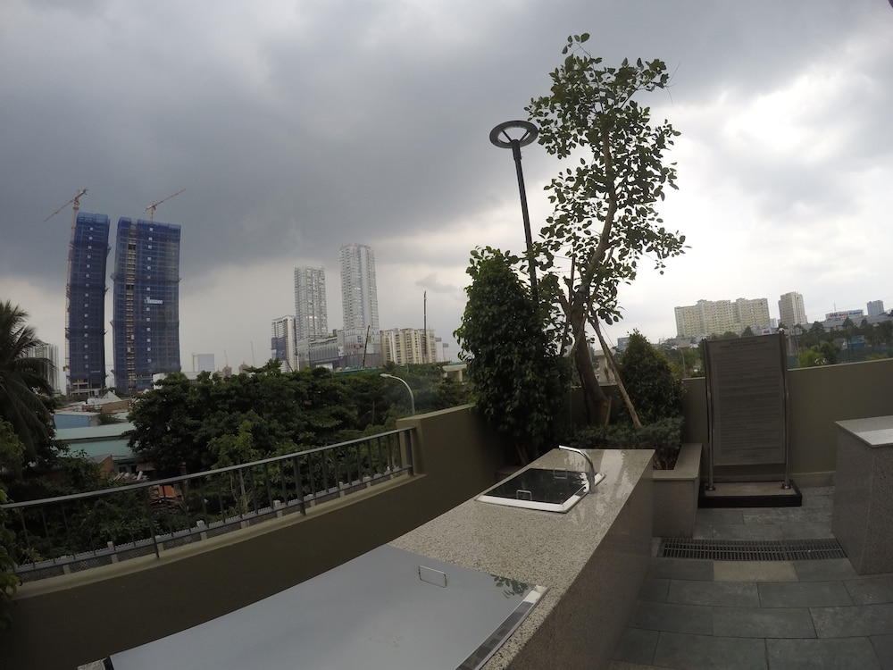 Riverfront Osis Resort Balcony 24/26
