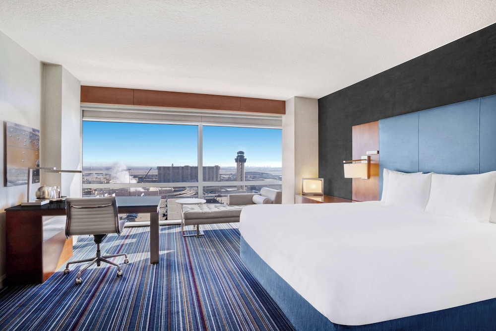 ROOM, KING BED, ACCESSIBLE