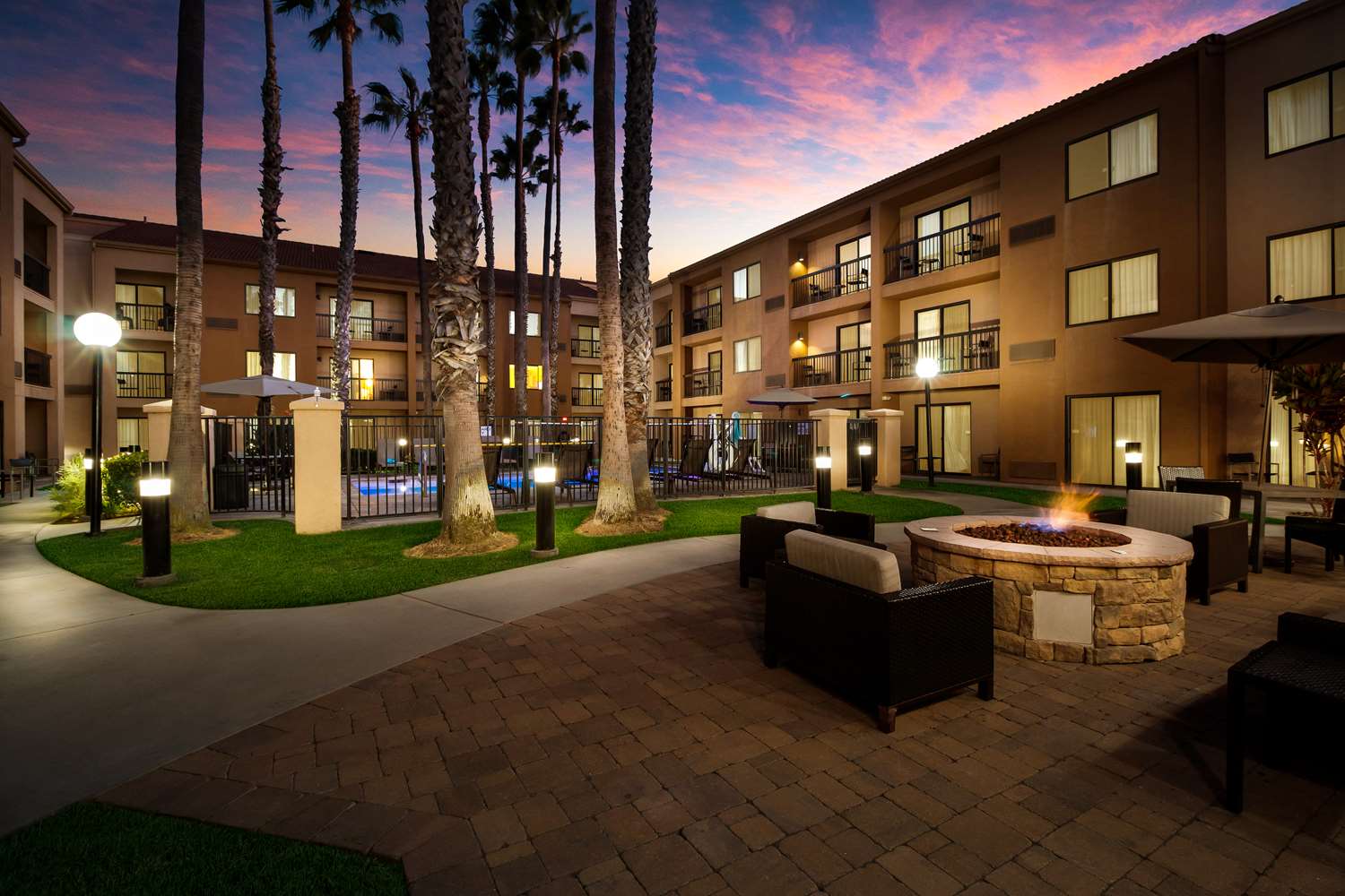 Sonesta Select Huntington Beach Fountain Valley 37/38
