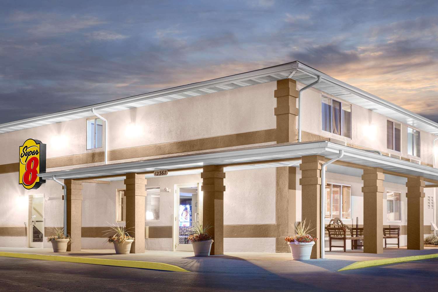Super 8 by Wyndham Richlands/Claypool Hill Area 2/18