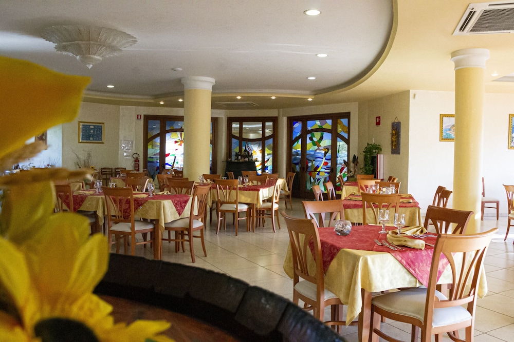 Hotel L’Ancora 52/68