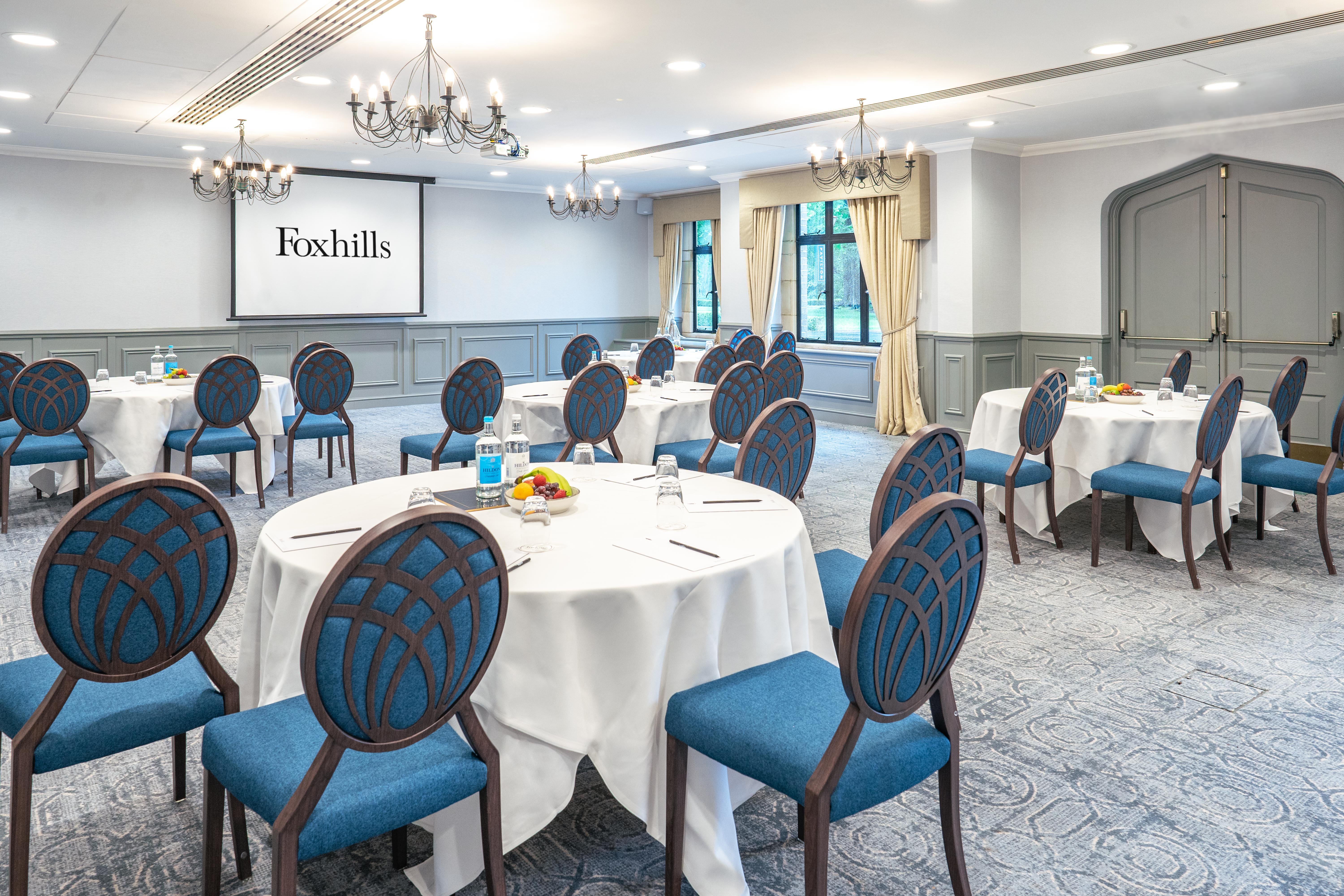 FOXHILLS CLUB AND RESORT WOKING 26/35