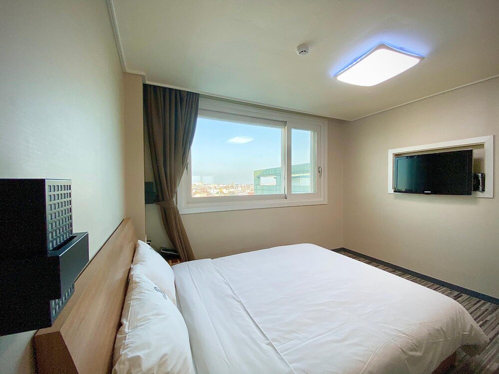 Pohang Stay Inn Hotel 10/37