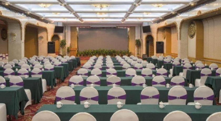 Overseas Chinese Quanzhou 42/50