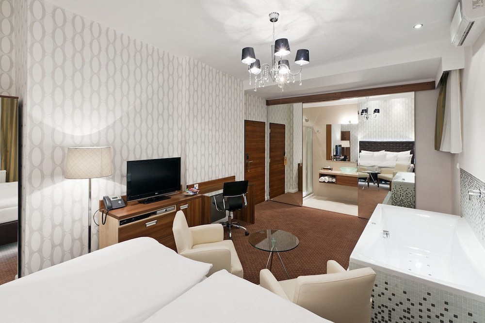 Pytloun City Boutique Hotel 24/36