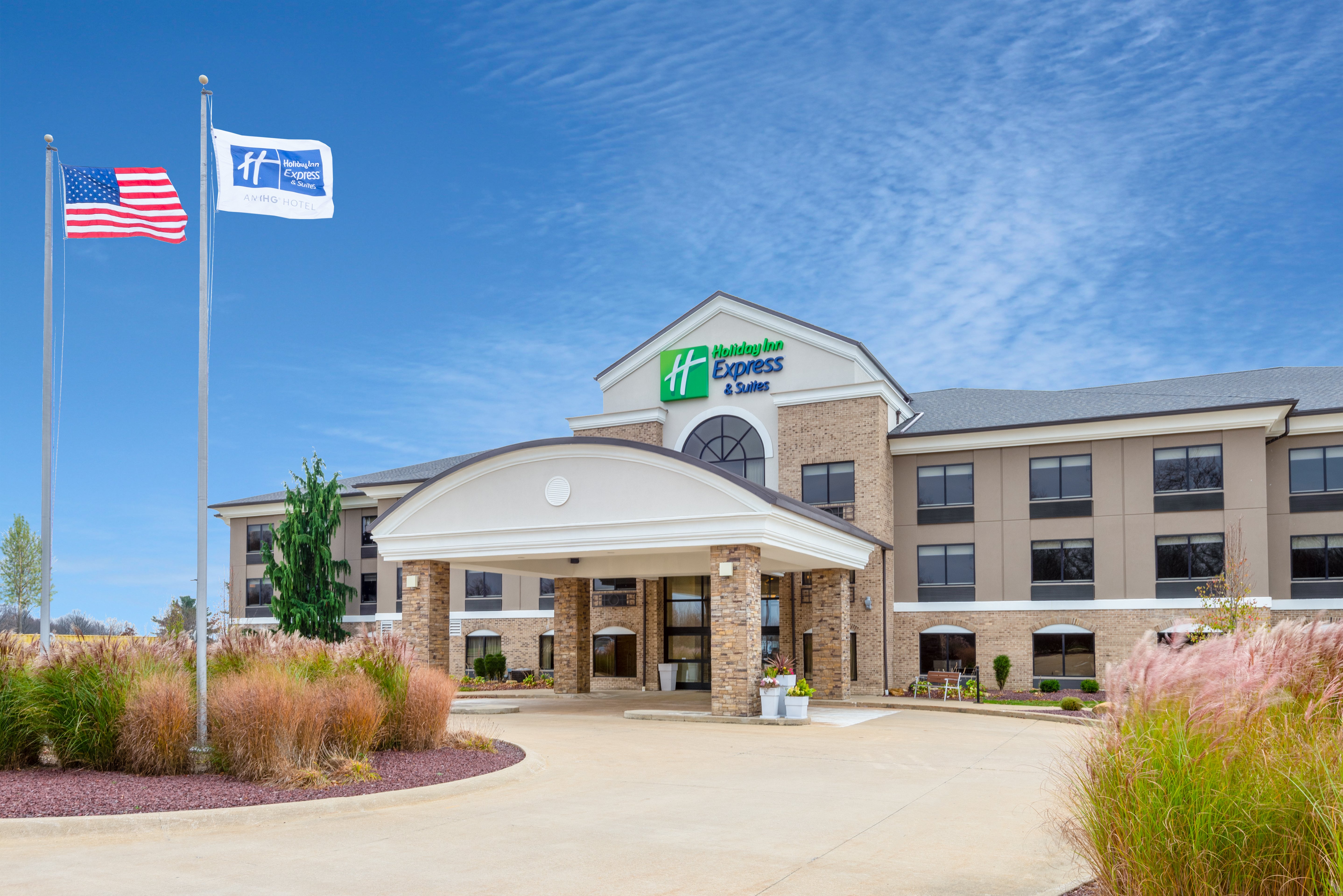 Holiday Inn Express Hotel Suites Wadsworth 2/70