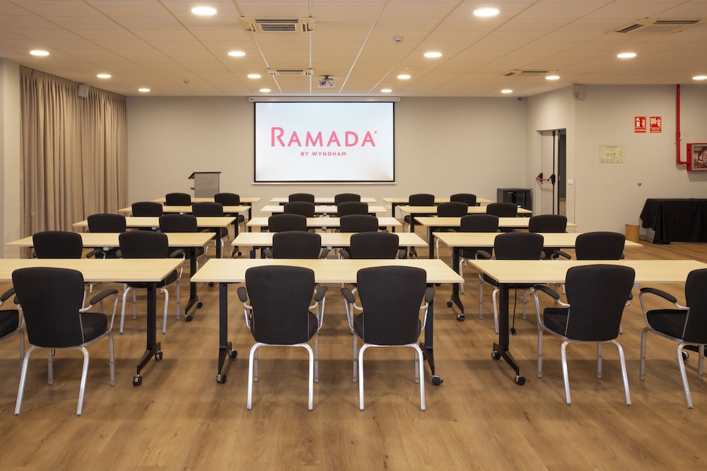 Ramada by Wyndham Madrid Getafe 36/50