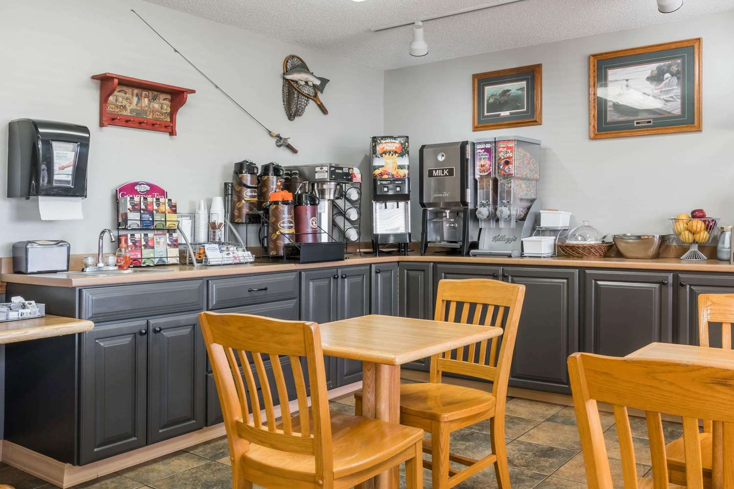 Super 8 By Wyndham Baxter/Brainerd Area 3/8