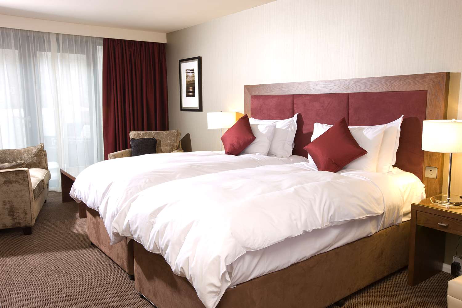Executive, Twin Beds, Patio