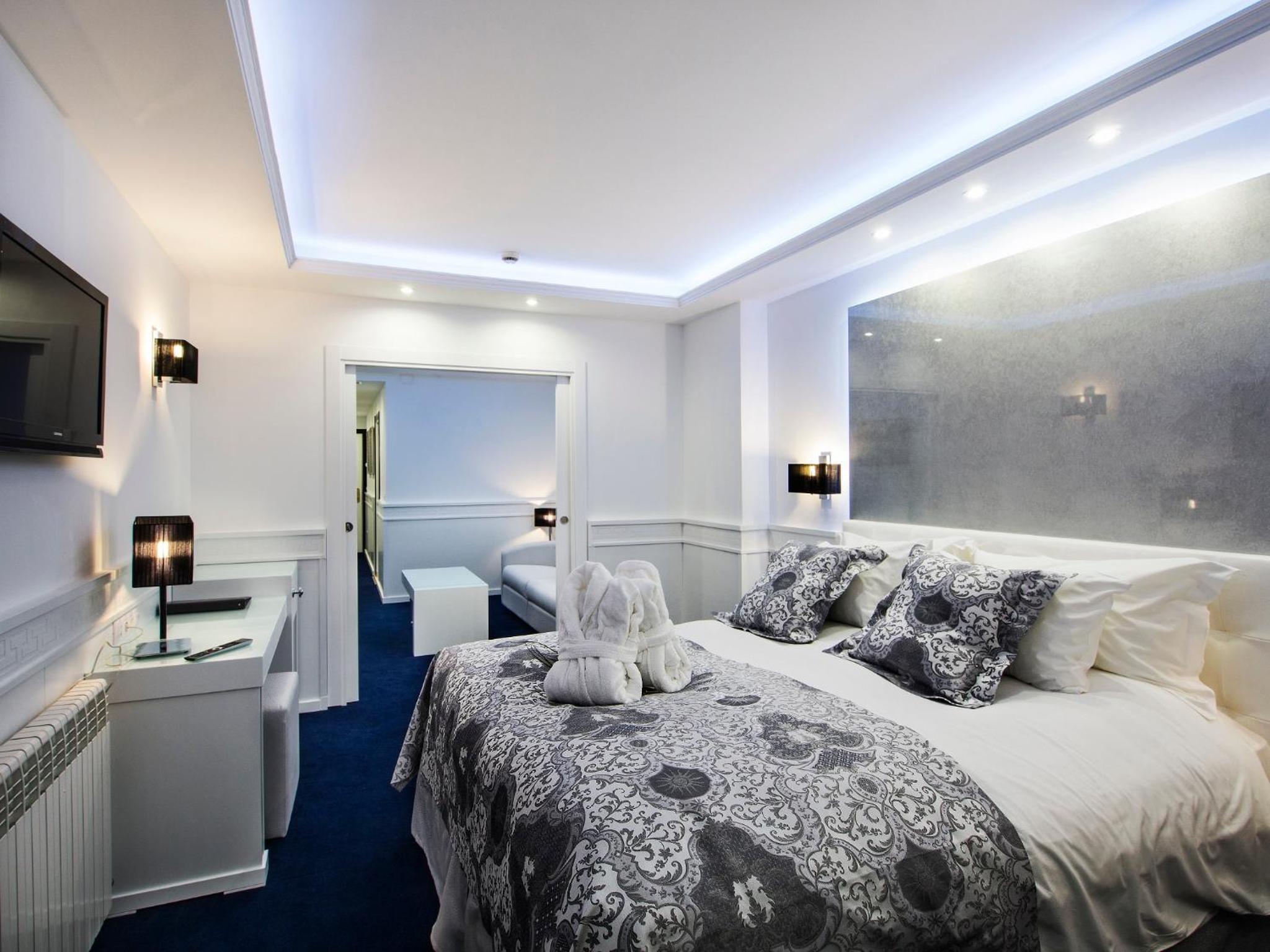 Suite, Mountain View