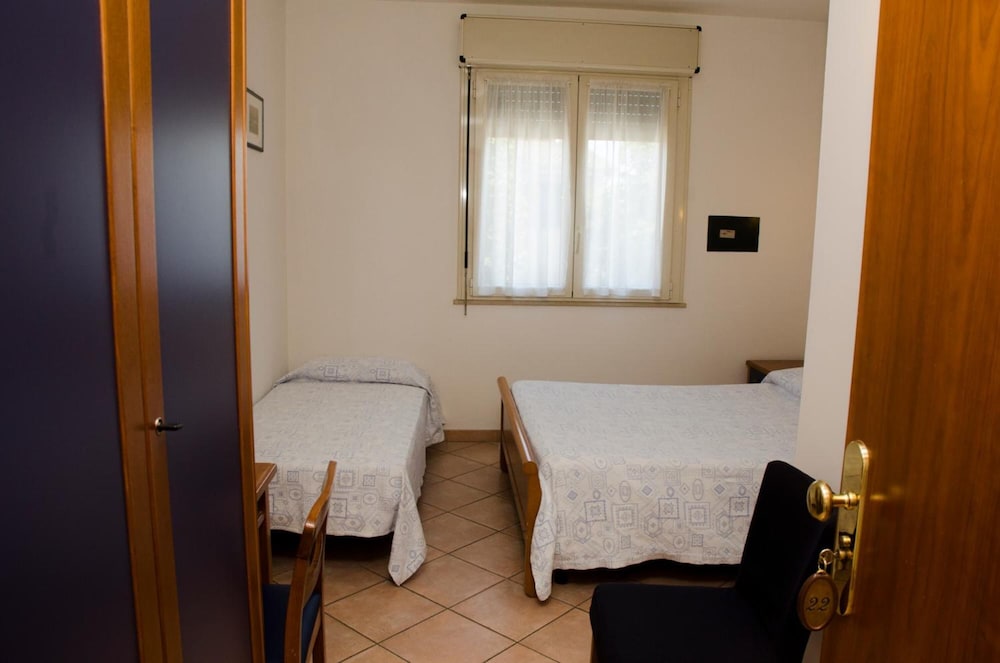Albergo Bar Cenni 22/48