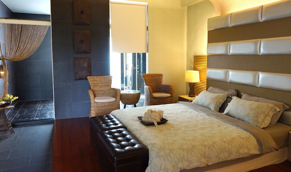 River Forest Resort Hotel 23/76
