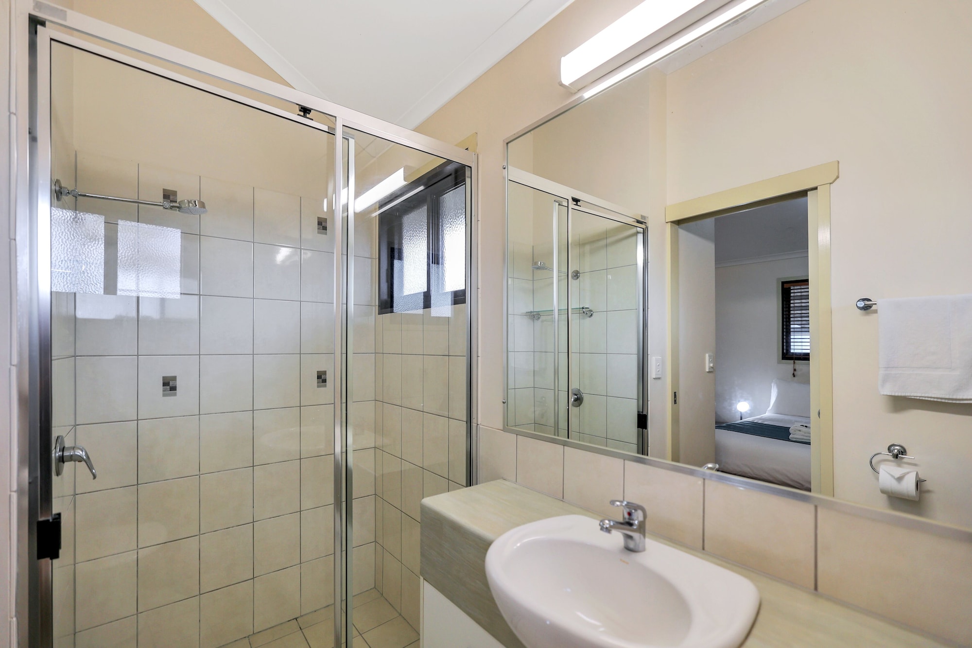 Garden, Family, Cabin, 1 Queen and 1 Bunk Bed, DARWIN FREESPIRIT RESORT 4/5