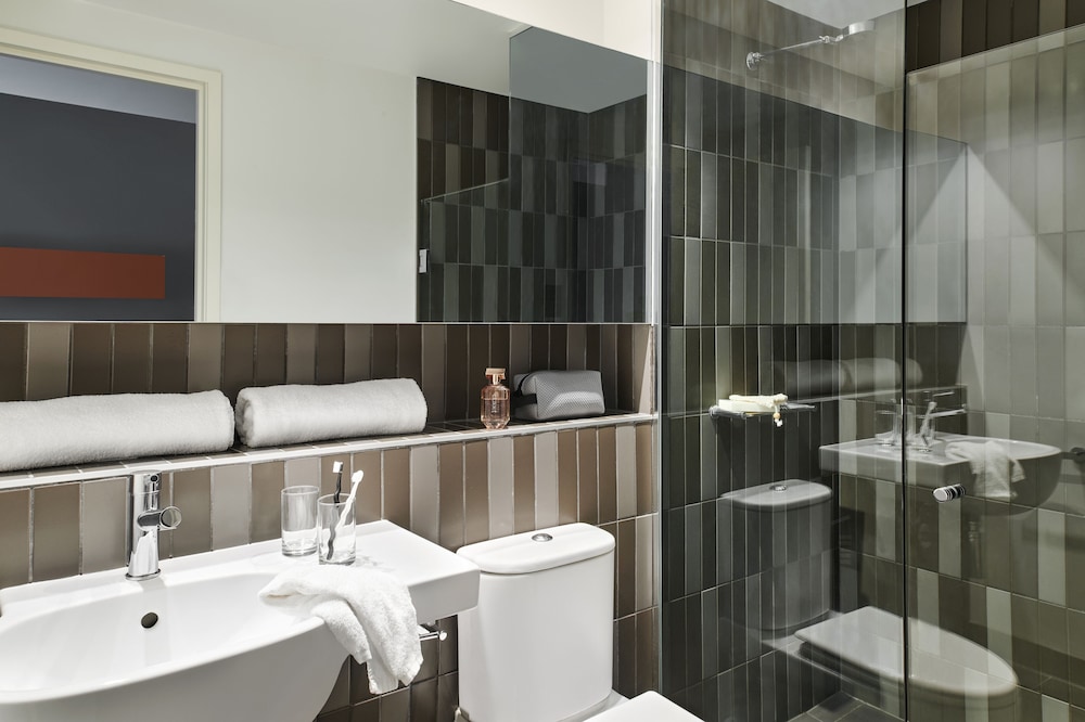 Dandenong Central Apartment Hotel (ex Punthill Dandenong) 35/35