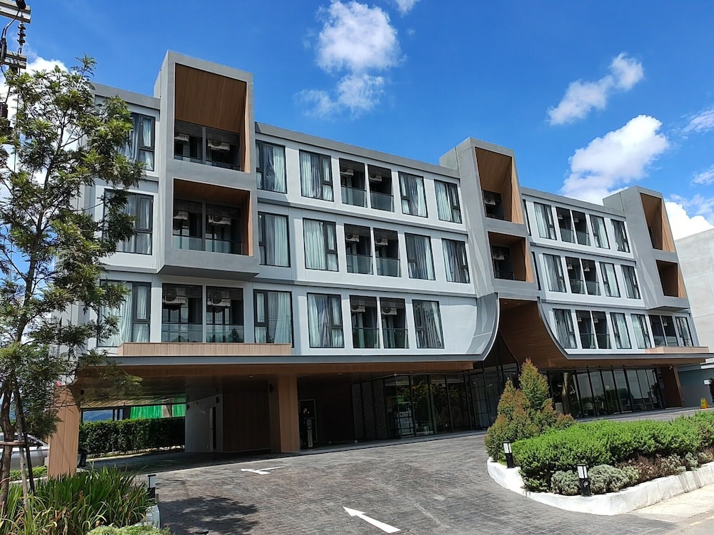 Cha Chiangmai Luxury 4/35