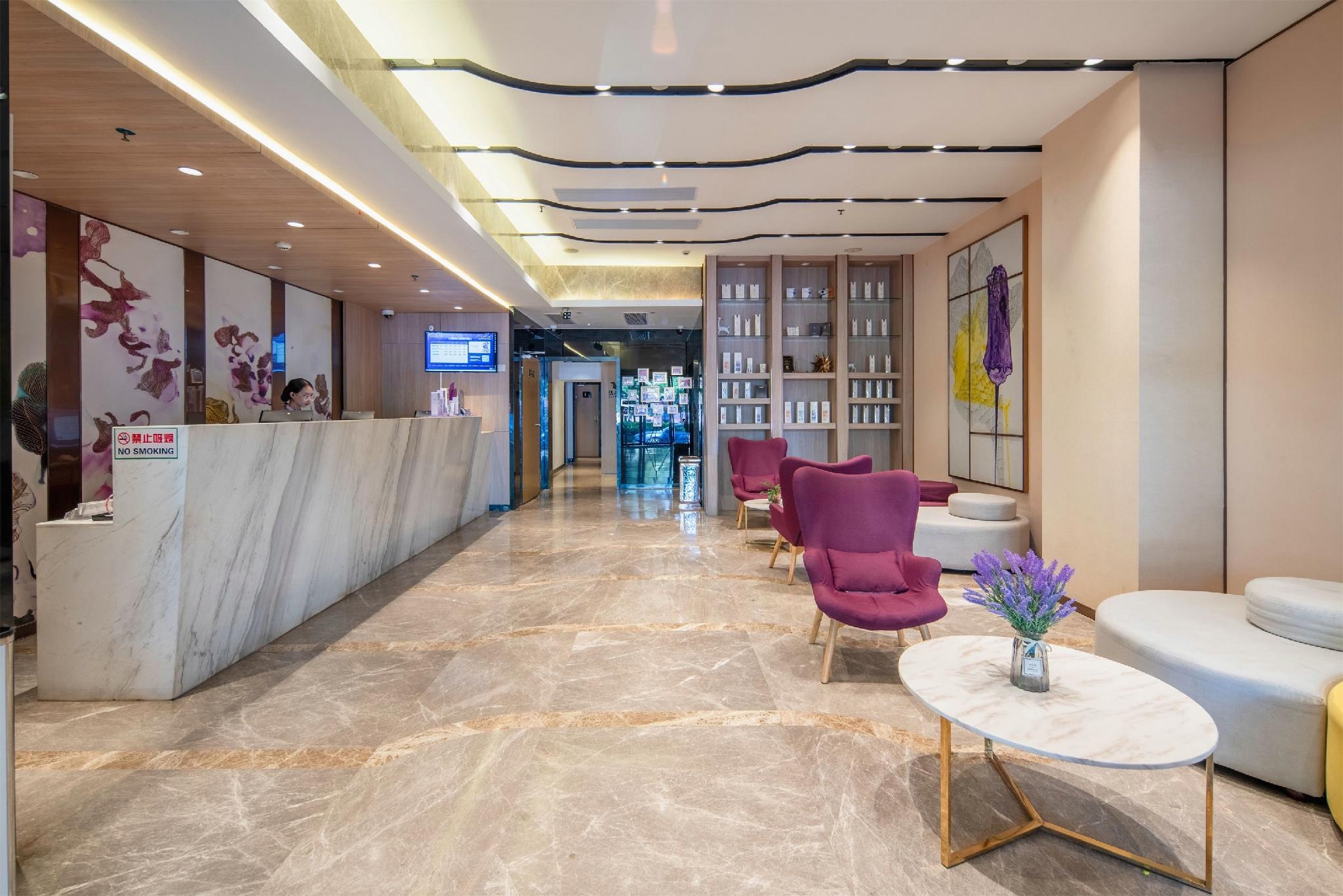 Lavande Hotel (Zhanjiang Guomao Guangbai) 15/60