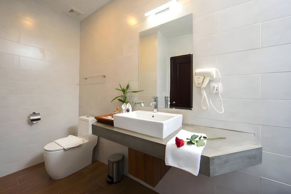 Vihara Residence 68/69