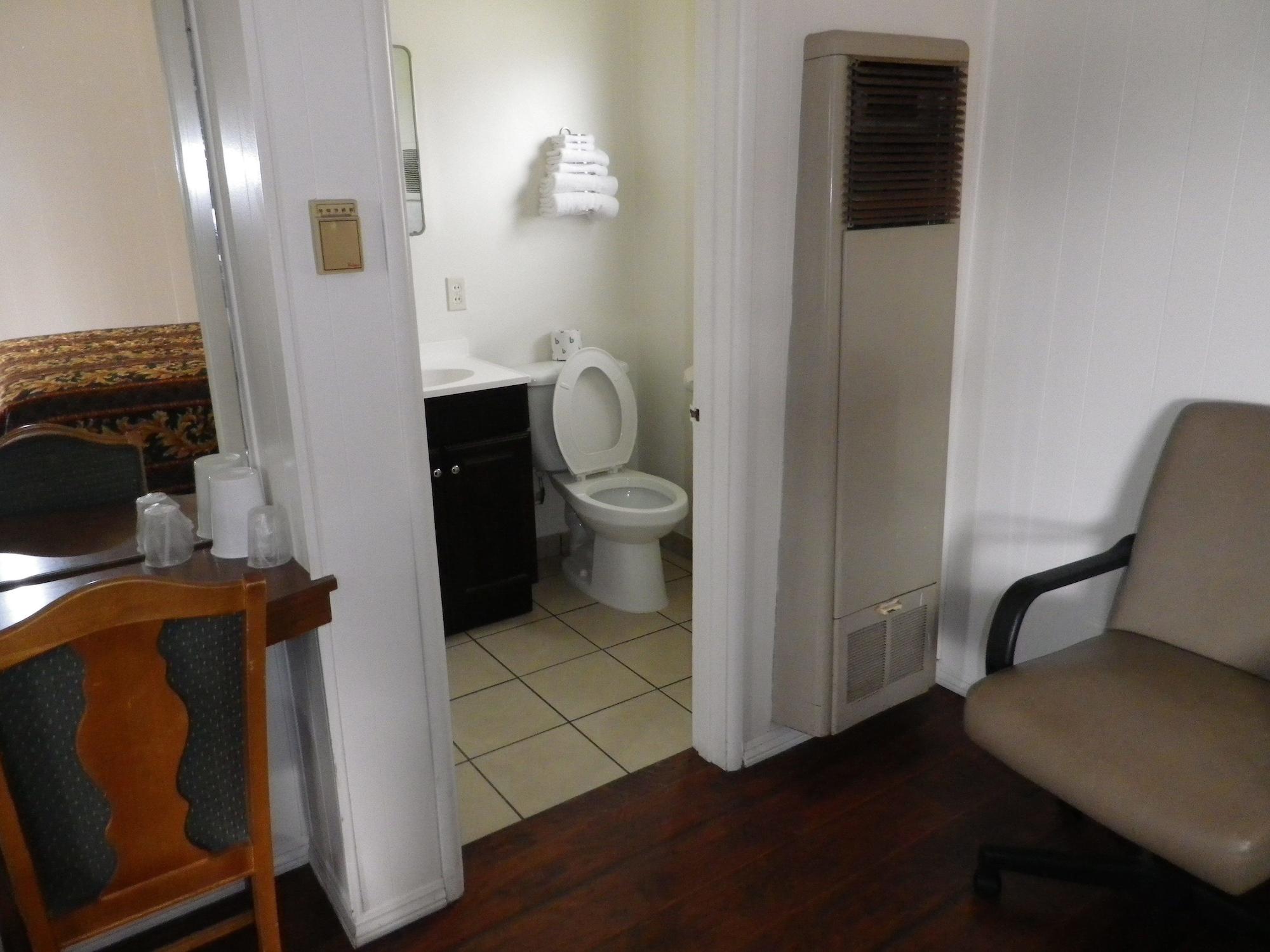 San Marcos Motel 19/20