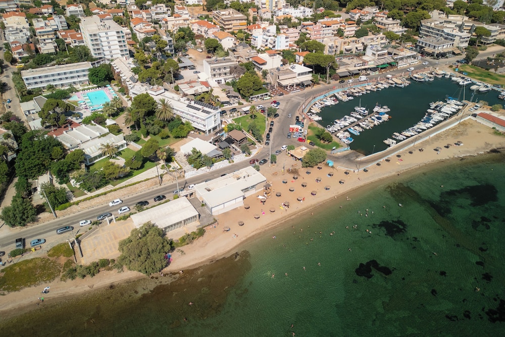 Marathon Beach Resort 68/72