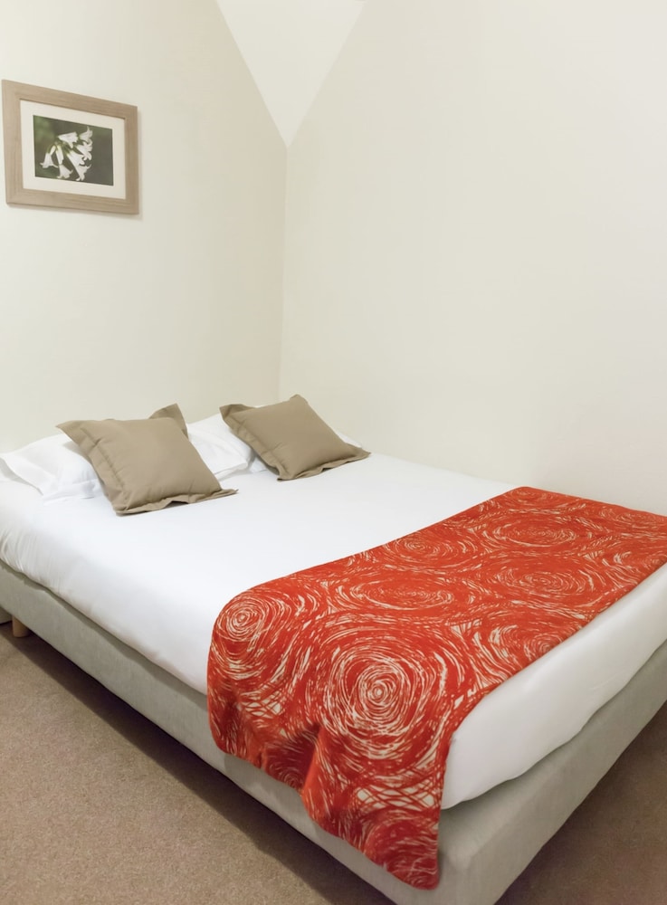 D'win Hotel 11/75