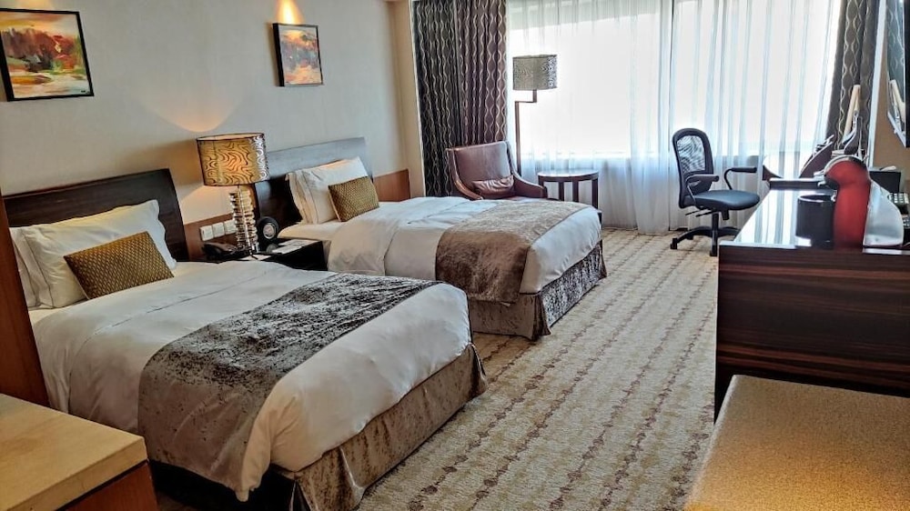 Marco Polo Parkside Beijing Hotel 34/84