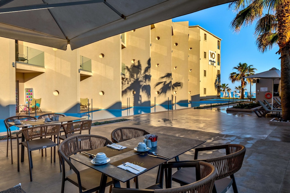 White Olive Elite Rethymno 44/50