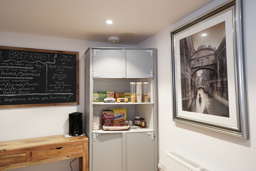 Oxford Guest House 5/50