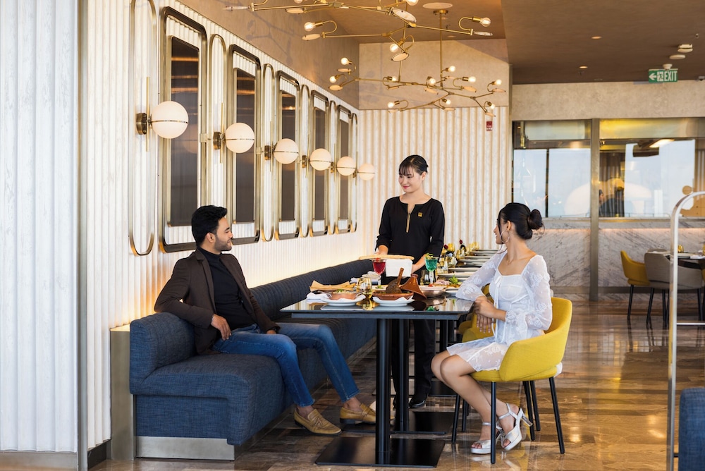 The Den Bengaluru, LXR Hotels & Resorts 33/50