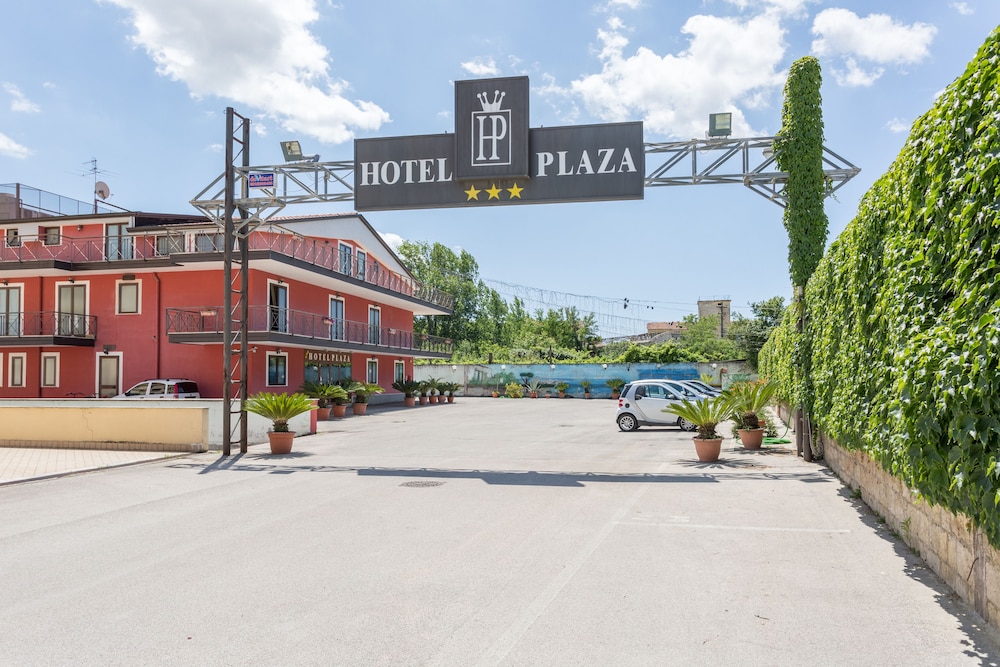 Hotel Plaza 46/50