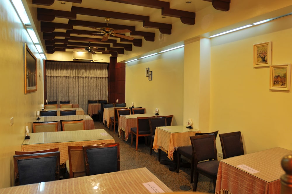 Hua Guo Hotel 37/50